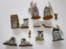 Santon Carbonel taille 1 de 4 cm  Vendus à l’unité Moulin, Puits,pont,pigeonnier