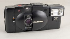 Compact argentique Olympus XA2 avec objectif Olympus 3.5/35mm + Flash A11