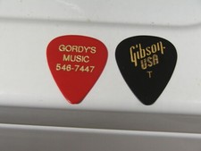 VINTAGE Gordy's Music Ferndale Michigan Guitar Pick & Gibson Pick CASE CANDY