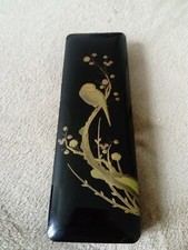 ancienne boîte japonaise en