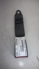 Attache ceinture arriere