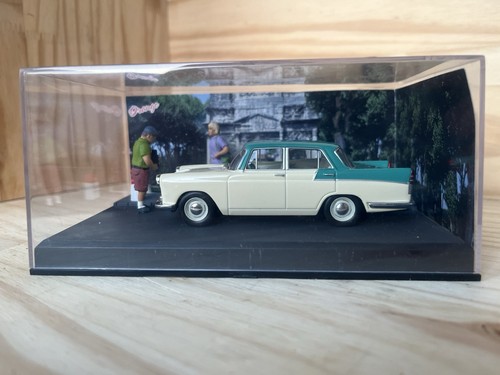 Voitures miniatures la - voitures, 1/43