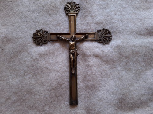 Grand christ sur croix - christ, en