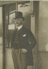 Vicomte d'Arjuzon, secrétaire