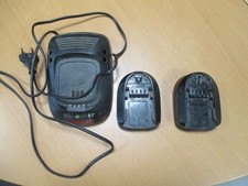 Chargeur + 2 batteries Bosch