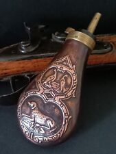 Ancienne Poire à Poudre en cuivre et laiton