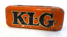 Ancienne Boîte à bougie KLG  collection garage