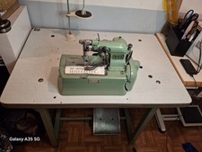 Machine à boutonnière lingère industrielle