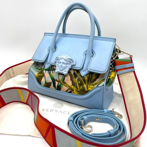Ensemble sacs à - de,
