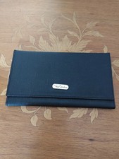 Pochette / portefeuille Pierre
