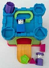 CHATEAU FORT A REMPLIR AVEC DES FORMES GEOMETRIQUES A EMBOITER