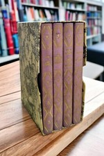 Lot De 4 Livres Éditions