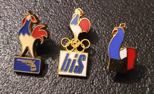 Pin’s Lot de 3 Coq France Tricolore, Judo Bis, FF Judo, Pistolet TBE (72)