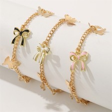 Lot de trois bijoux élégants