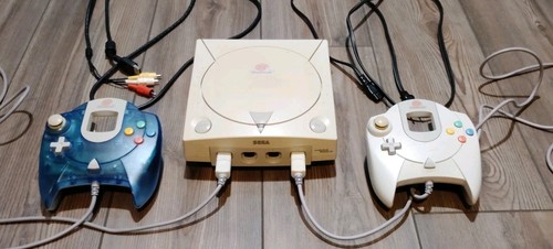 Sega dreamcast console bundle - console,