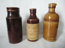 Bouteilles petites anciennes céramique grès liqueur jaune du couvent