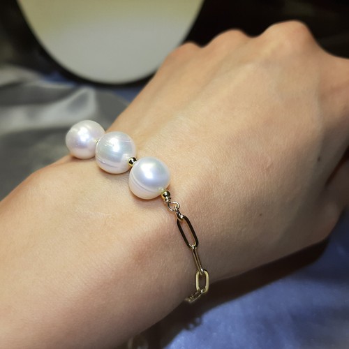 Bracelet très raffiné - très, en