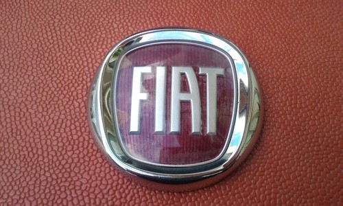 Fiat freemont emblème logo - fiat,