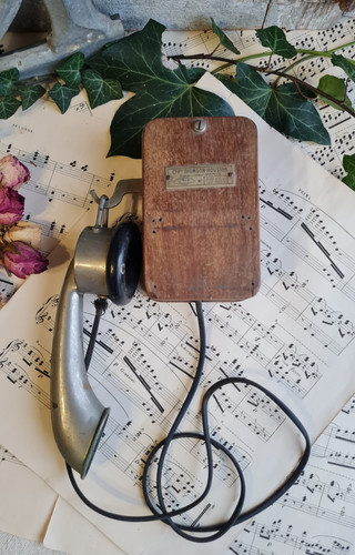 Ancien telephone mural unis - ancien,