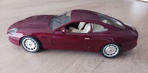 Aston martin db7 - aston, 1/18