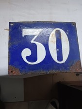 plaque émaillée et bombé de rue , numéro de maison , adresse No 30