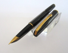 MYTHIQUE STYLO PLUME WATERMAN DE PRESTIGE MODELE CONCORDE PLUME OR N257