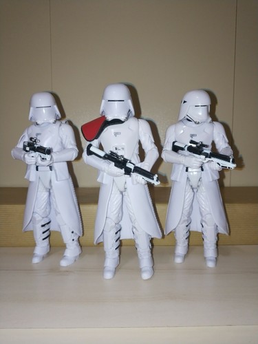 Star wars the black series - star,