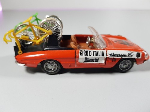 Alfa romeo duetto - alfa,