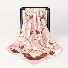 Foulard Carré Rose Satiné -