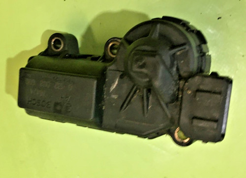 Moteur pas regulateur - moteur, a