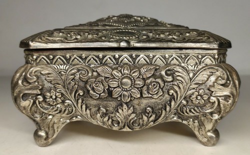 Ancien coffre bijoux métal - coffre,