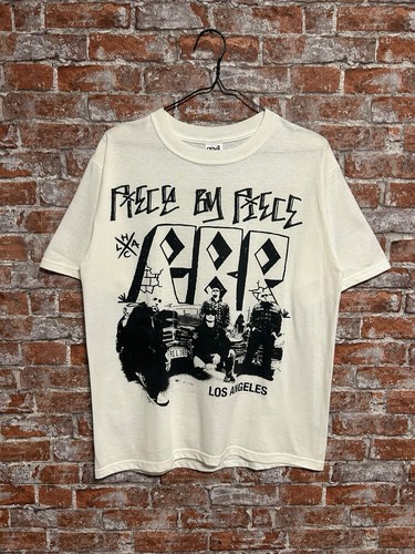 Piece 2000s - by,