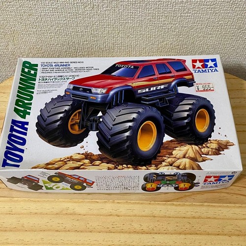 Tamiya toyota hilux surf - 1/32,