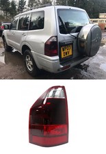 Feu arrière gauche pour