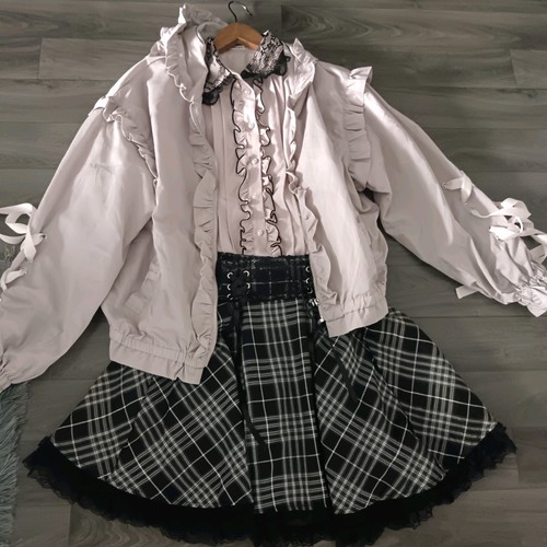 Tenue jeune fille japonaise - de,