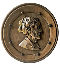 Ancien-Portrait-Régionaliste-