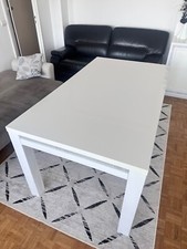 Table a manger blanche