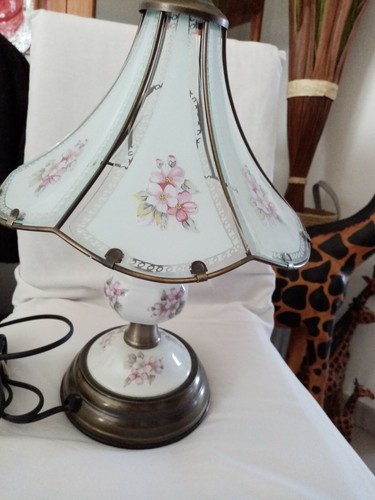 Lampe vitrail avec - , en