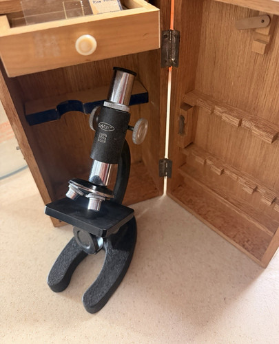 Vintage microscope set - vintage, a.m.c.
