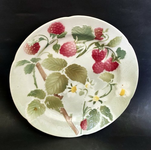 Assiette barbotine majolica - assiette,