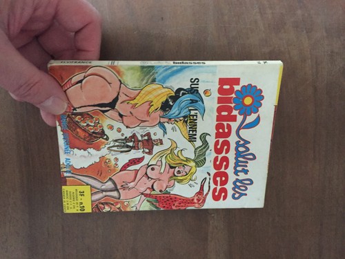 Petit format salut - format, bd