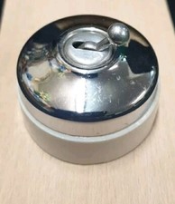 INTERRUPTEUR ANCIEN EN PORCELAINE ET MÉTAL CHROMÉ 