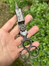 Paire de mouchettes en acier /