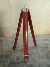 Trépied vintage en bois sur