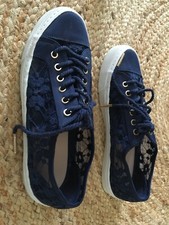Sneakers / baskets dentelle