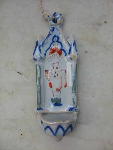 Joli bénitier couronne - bénitier,