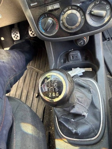 Levier vitesse opel corsa d - vitesse,