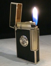 Briquet Ancien @ ST Dupont - Ligne 2 les 1er @ Lighter Feuerzeug Accendino