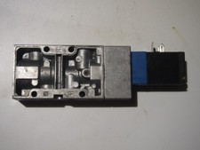 Distributeur pneumatique 5/2 Festo MVH-5-1/4   24VCC