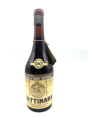 Vin rouge vintage gattinara - vintage,
